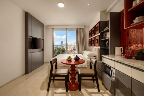 amber bay hotel and suites da nang