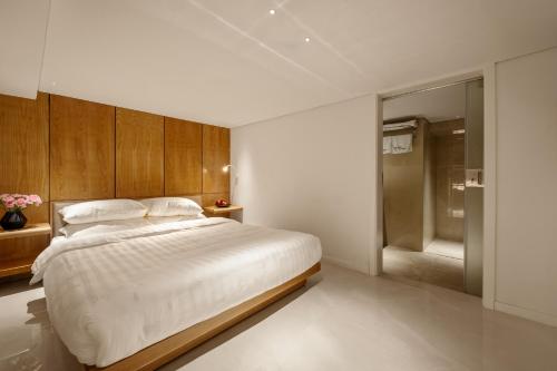 amber bay hotel and suites da nang