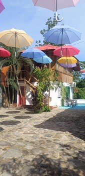 las cascadas hostel tayrona