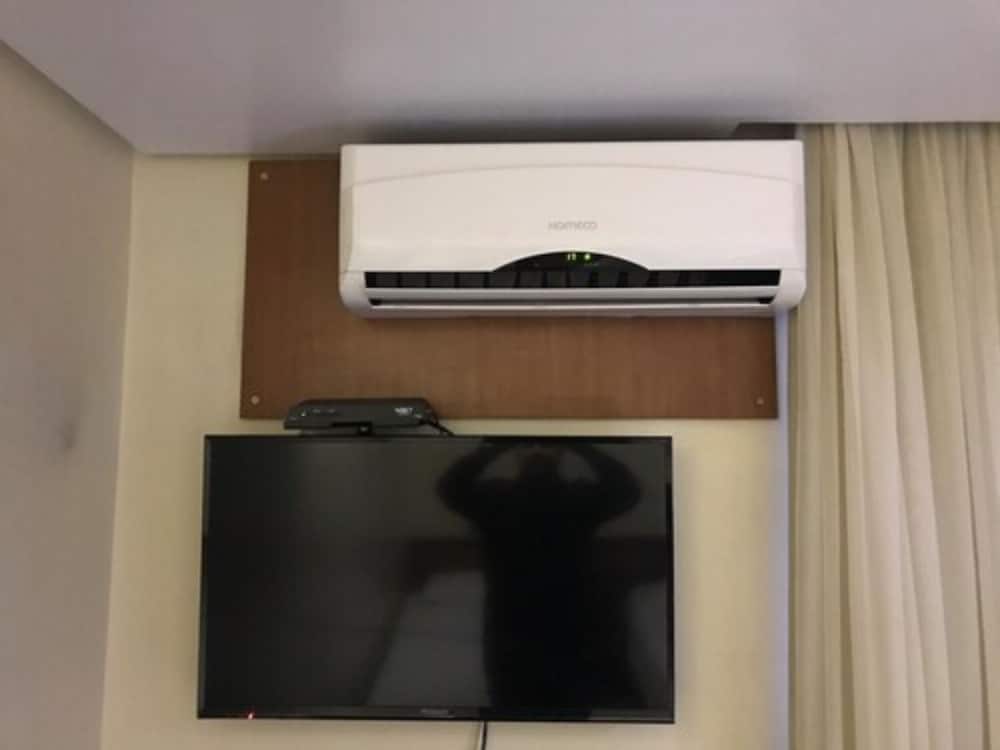 oft plaza oeste hotel