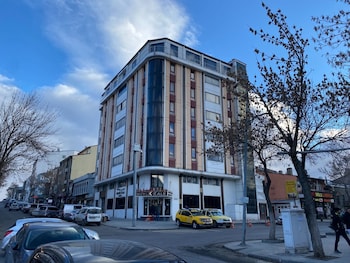 Buyuk Kale Hotel,Near Harakani Tomb,3 star