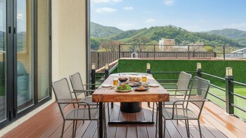gangchon baile village pension