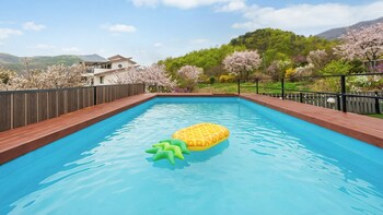 gangchon baile village pension