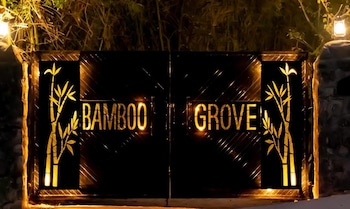 bamboo grove lodge