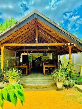 Diyakawa Hotel,,3 star