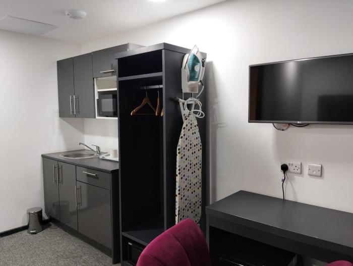 1 bed flat sleeps 2 parking wifi