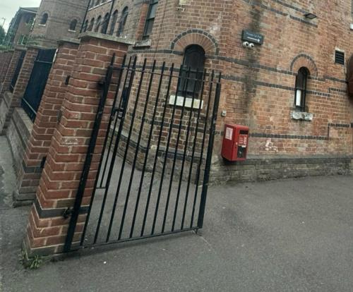 1 bed flat sleeps 2 parking wifi