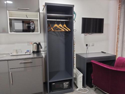 1 bed flat sleeps 2 parking wifi