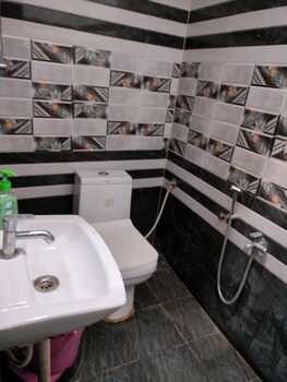 Hotel Ors Guest House Ayodhya,,3 star