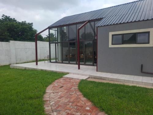 nu oasis guest house
