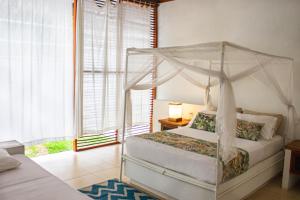 Hukumeizi Hotel,Nevamar>>Dibulla,3 star