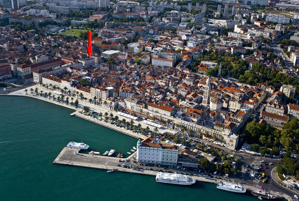 marmontova luxury rooms
