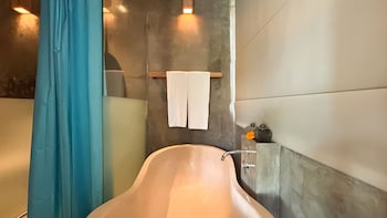 dlobong private pool villa ubud