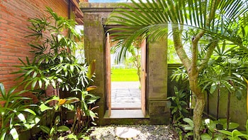 dlobong private pool villa ubud