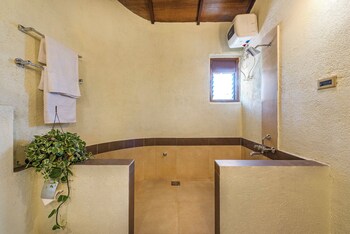 cosmicstays joshet farmstay
