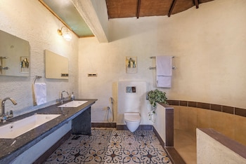cosmicstays joshet farmstay