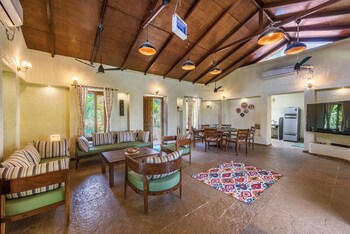 cosmicstays joshet farmstay