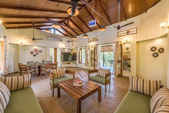 cosmicstays joshet farmstay