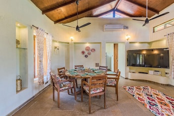 cosmicstays joshet farmstay