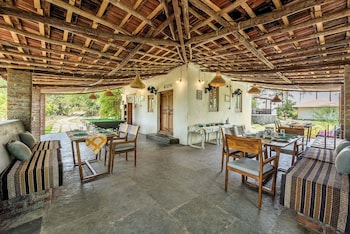 cosmicstays joshet farmstay