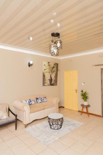 kwena cottage