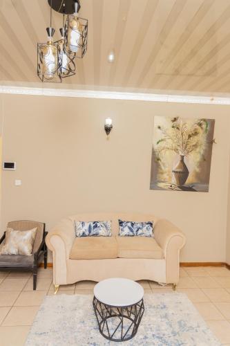 kwena cottage