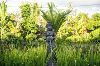 kesuma inn private villa