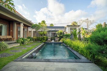 kesuma inn private villa