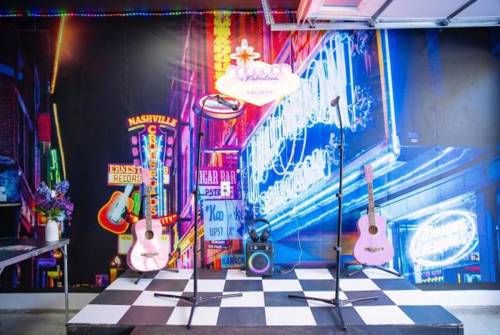 downtown nashville hot tub game room karaoke