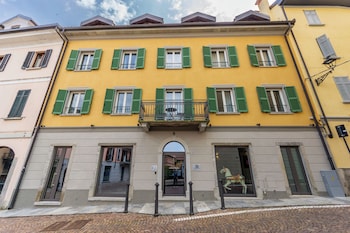 arona palace superior apartments