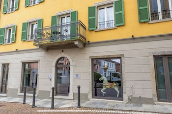 arona palace superior apartments