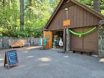 smith creek village