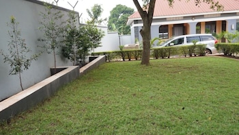 Kamfart Safari Lodge,,3 star