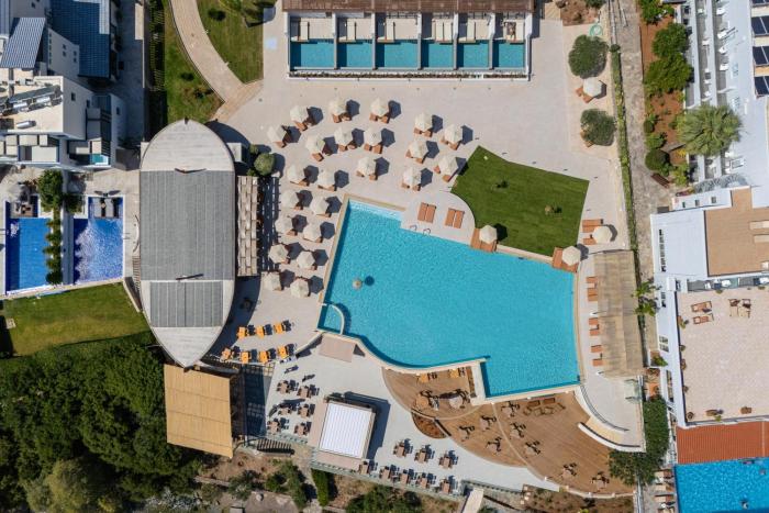 the river suites adults only