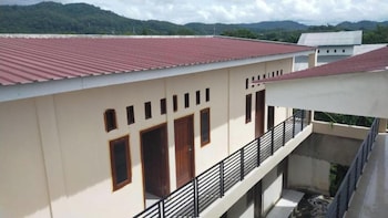 Homestay Komodo Mountain View,,2 star