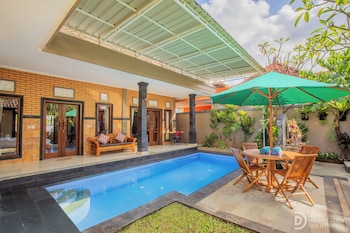 Moning Villa Ubud,,4 star