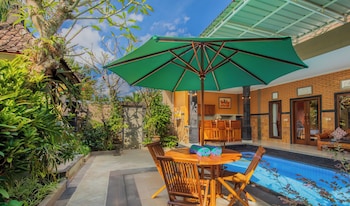 Moning Villa Ubud,,4 star