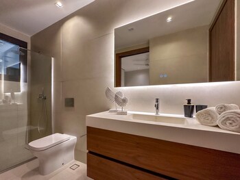 marina garden penthouse 3 bedroom apartment