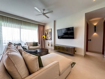 marina garden penthouse 3 bedroom apartment