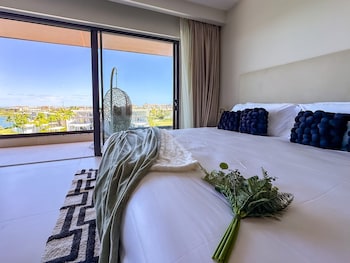 marina garden penthouse 3 bedroom apartment