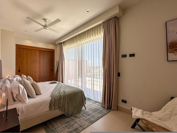 marina garden penthouse 3 bedroom apartment