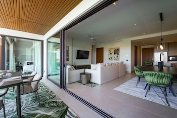 marina garden penthouse 3 bedroom apartment
