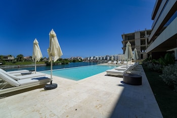 marina garden penthouse 3 bedroom apartment
