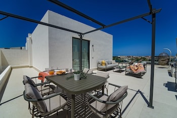 marina garden penthouse 3 bedroom apartment