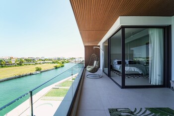 marina garden penthouse 3 bedroom apartment