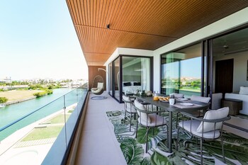 marina garden penthouse 3 bedroom apartment