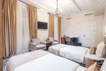 safir hotel