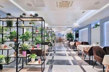safir hotel
