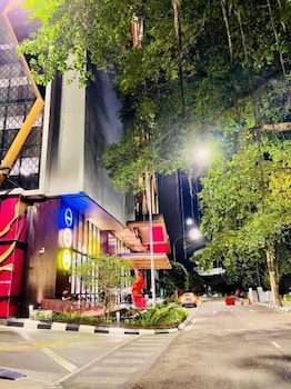 scarletz klcc by arman