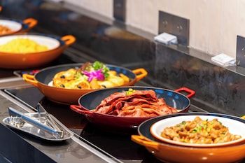 cnhol radient hotel dongguan humen